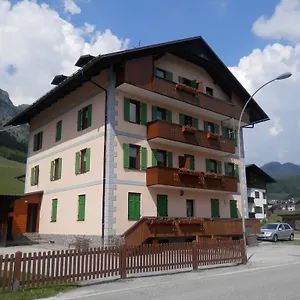 appartamenti-kratter-sara.hotelinveneto.com/