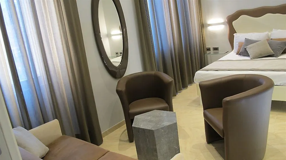 Pantheon Caesar Relais Hotel Rome